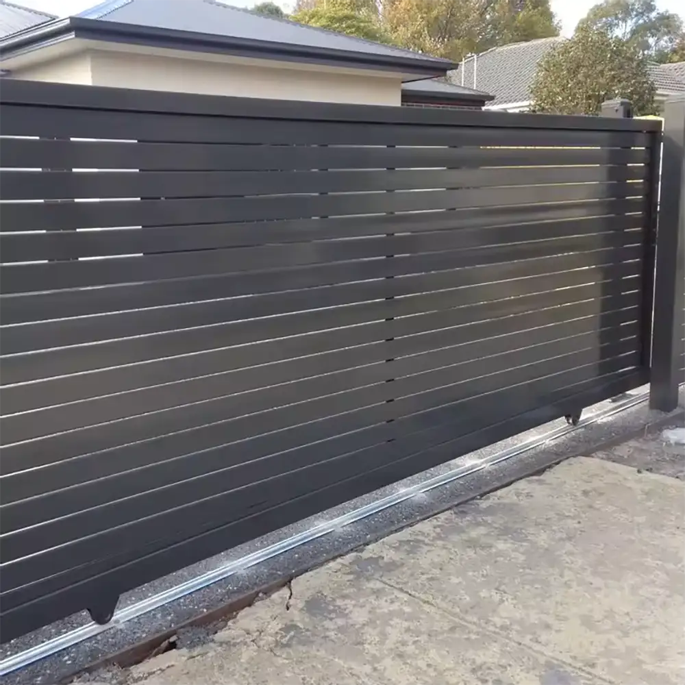 Villa Aluminum Fence